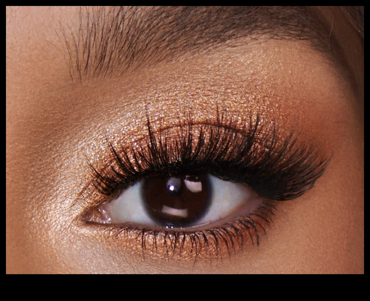 Galīgais vakara grima kontrolsaraksts Vai esat gatavs apžilbināt 1 Galīgais vakara grima kontrolsaraksts: vai esat gatavs?