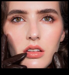 Krāšņs grims pirmsskolas laikā: bez piepūles skaistuma panākšana skolēniem